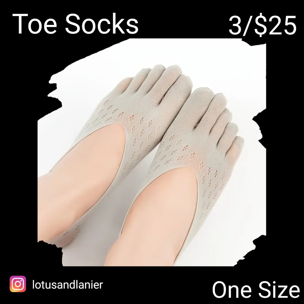 Toe Socks No Show One Size Fits Most 4/$25 (Gray, Gray, Tan, Tan)